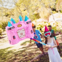 Pinata Castel Printesa pentru Petrecere, Flippy, din Hartie Creponata si Carton, Pinata pentru Petreceri, 40 x 37 x 15 cm, Roz deschis