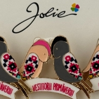 Set 12 Brose Martisor Primavara, Jolie, Model Randunele, cu Mesaj Vestitorii Primaverii
