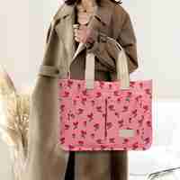 Geanta de Mana/Umar, Multifunctionala, Flippy, Inchidere cu Capsa, Imprimeu Cirese, Material Textil, 33.5 x 25 x 14.5 cm, Roz