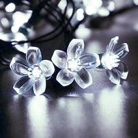 Instalatie Craciun, 6.5 metri, 30 Becuri LED tip Flori de cires, pentru exterior cu incarcare solara, Alb rece, Vafy