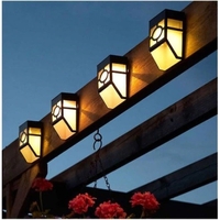 Set 4 Lampi Solare Led pentru Gradina, Flippy, Model Geometric, 11.8 x 8.6 x 5 cm, Buton On-Off, Alb Cald, Negru/Alb