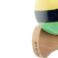 Kendama X Originala, Profesionala, Flippy, Big Cups V2, Super Sticky cu Cupe Mari, din lemn 18 cm, Rulment Metalic cu Ata 55 cm, Galben/Negru/Verde