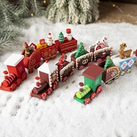 Ornament Decoratiune de Craciun Tren Pictat, Flippy, Tip Ornament Jucarie de Decor pentru Craciun, din Lemn 20 cm, Tren Figurina de Craciun, Multicolor