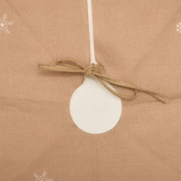 Covoras de pus sub bradul de Craciun, diametru 90 cm, model Mos Craciun, iuta, bej