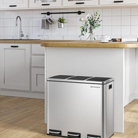 SONGMICS Cos de gunoi din inox cu 3 compartimente colectare selectiva, cu galeti interioare, 3x18litri, argintiu si negru
