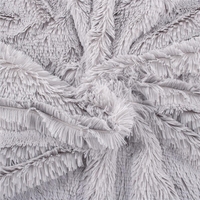 Patura pufoasa si calduroasa pentru 2 persoane, 200x240cm, gri deschis
