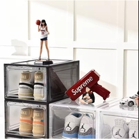 Organizator de Pantofi, Flippy, din PP+ABS, Usa Frontala Magnetica, Rezistenta la Praf, Anti-Oxidare, Utilizare Multipla, 36 x 28 x 21 cm, Gri Transparent