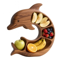 Platou pentru Servire, Vafy, in Forma de Delfin, 4 Compartimente pentru Mezeluri, Branzeturi, Snacksuri, Fructe, Design Artistic, din Lemn Masiv, 26 x 25 x 4 cm, Maro Natur