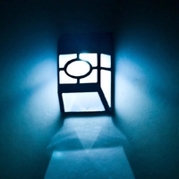Set 4 Lampi Solare Led pentru Gradina, Flippy, Model Geometric, 11.8 x 8.6 x 5 cm, Buton On-Off, Alb Rece, Negru/Alb