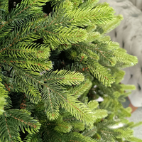 Brad artificial Christmas Deluxe by Sersimo, Carpati cu varfuri verzi, 2D+3D, 250cm