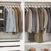 SONGMICS Set de 20 umerase din lemn, cu bara anti-alunecare pentru pantaloni, carlig pivotant la 360°, 45cm, alb