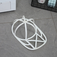 Husa de Spalare Sapca, Flippy, pentru Masina de Spalat, din Poliester, Circumferinta 53 cm, cu Fermoar, cu Suport Sapca, Alb/Albastru