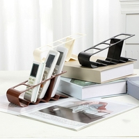 Suport de Birou, Flippy, din Plastic, pentru Telecomenzi, Telefoane, 18 x 7 x 9 cm, Maro