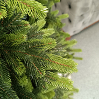 Brad artificial Christmas Deluxe by Sersimo, Carpati cu varfuri verzi, 2D+3D, 250cm