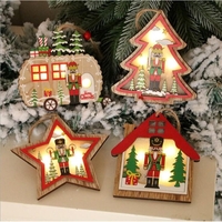 Ornament de Brad, Flippy, cu Lumini LED, din Lemn, Figurina Spargatorul de Nuci, Model Casuta, Multicolor