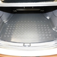 Tavita de portbagaj Mercedes clasa C W206, anul de fabricatie 06.2021 - prezent, caroserie Sedan