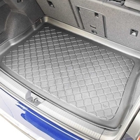 Tavita portbagaj Volkswagen Golf VIII, caroserie hatchback, fabricatie 2020 - prezent (portbagaj superior)