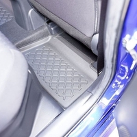Covorase auto tip tavita Toyota Yaris IV, fabricatie 09.2020 - prezent (inclusiv Hybrid)