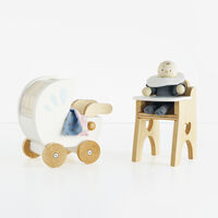 Set bebelus cu accesorii, Le Toy Van, din lemn