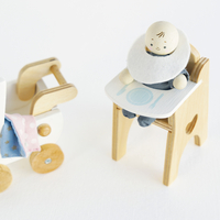 Set bebelus cu accesorii, Le Toy Van, din lemn