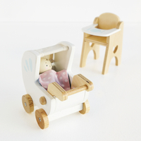 Set bebelus cu accesorii, Le Toy Van, din lemn
