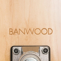 Skateboard din lemn pentru copii Banwood, model Mini Cruiser Retro, cu roti moi si rulmenti ABEC-7, Rosu, 3 ani+