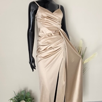 Rochie Lungă Amira-Șampanie