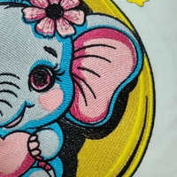 Pernă decorativă pentru copii cu elefănțel pe semilună – Broderie | AYA Home