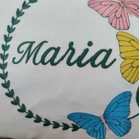 PERNUTE DECORATIVE BRODATE personalizata cu numele copilului - CADOURI CU SUFLET