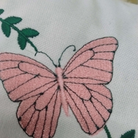 PERNUTE DECORATIVE BRODATE personalizata cu numele copilului - CADOURI CU SUFLET