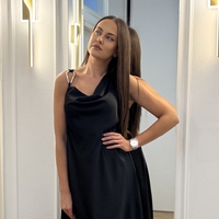 Crna maxi satenska haljina
