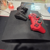 Playstation 3 Slim Cipovana/2 Dzojstika/12 Igrica/160GB HDD