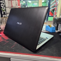 Asus VivoBook X540S 15.6/Celeron N3060 1.6GHz/4GB DDR3/120GB SSD