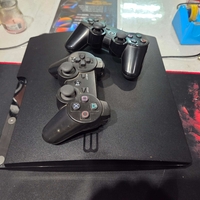 Playstation 3 Slim/ Cipovan/2 Dzojstika/12 Igrica