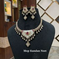 kundan jewellery
