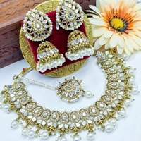 CHOKER NECKLACE