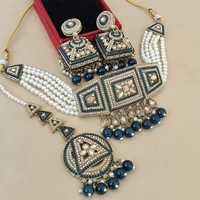 CHOKER NECKLACE