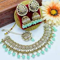 CHOKER NECKLACE
