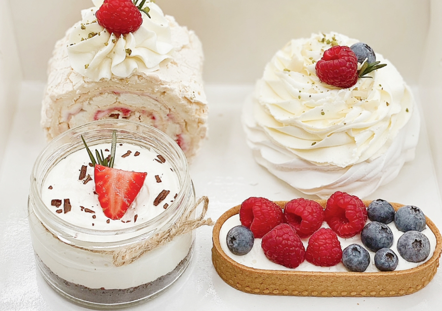 набор десертов. набор пирожных. набор для десерта зик. наборы десертов. набор трайфлы и зефир.