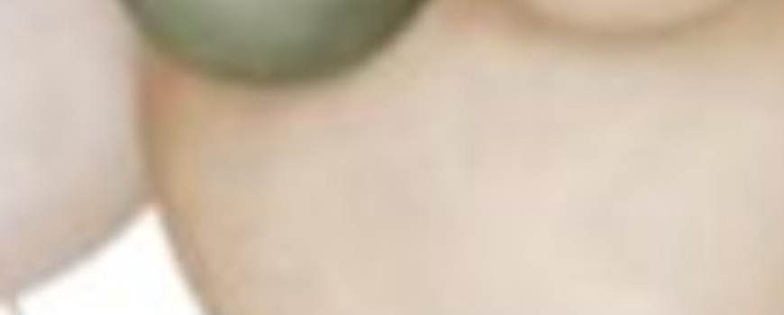 Тема '' Мече със зелени балони''