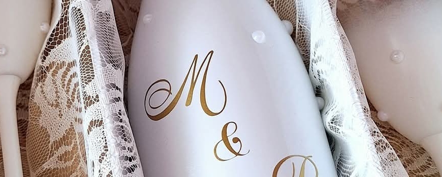 Ритуални чаши и шампанско