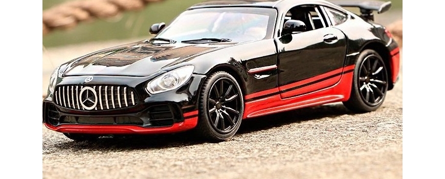 Метални колички 1:18