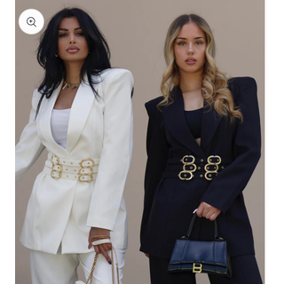 Сака и блейзъри