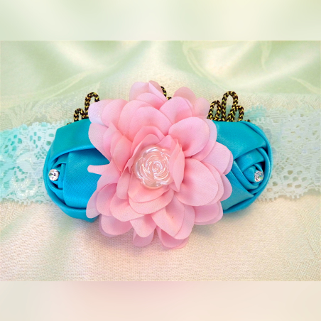 Розовый с голубым повязка-корона на голову для девочки с атласными розами и стразами