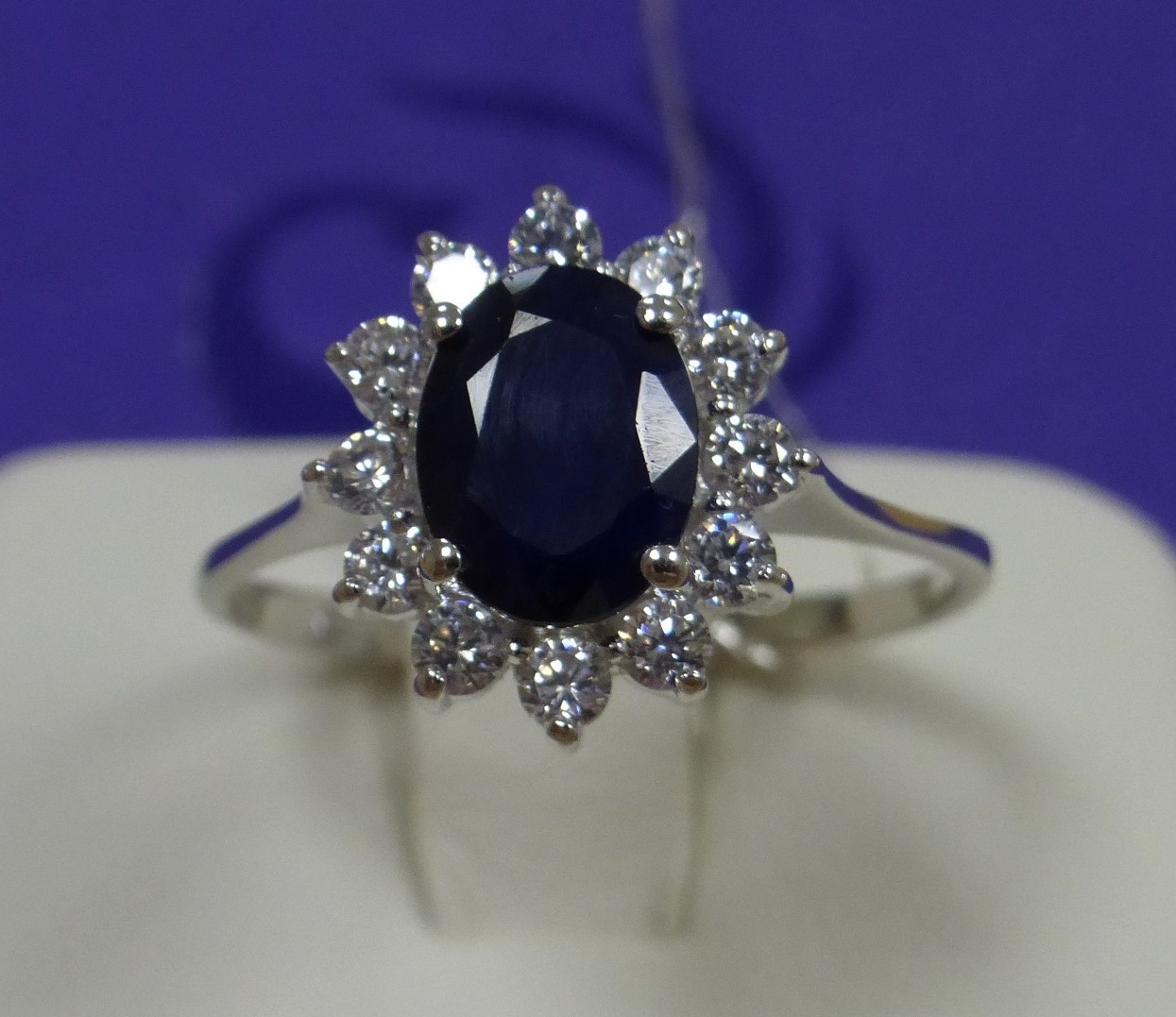 Серебряное Кольцо С Крупным Сапфиром Купить