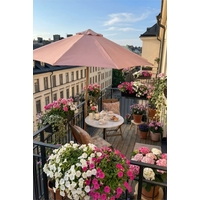 5 цветя за красива тераса през цялото лято с лесна поддръжка