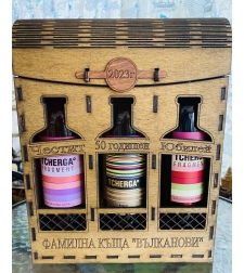 ДЪРВЕНА КУТИЯ ЗА 3бр.БУТИЛКИ ВИНО-РЪЧНО ИЗРАБОТЕНА