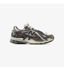 New Balance 1906A “Burgundy”