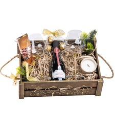 Празнична кошница „Златна хармония“ –  елегантност в детайла