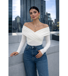 Velvet Kiss White – Елегантна блуза с голи рамене